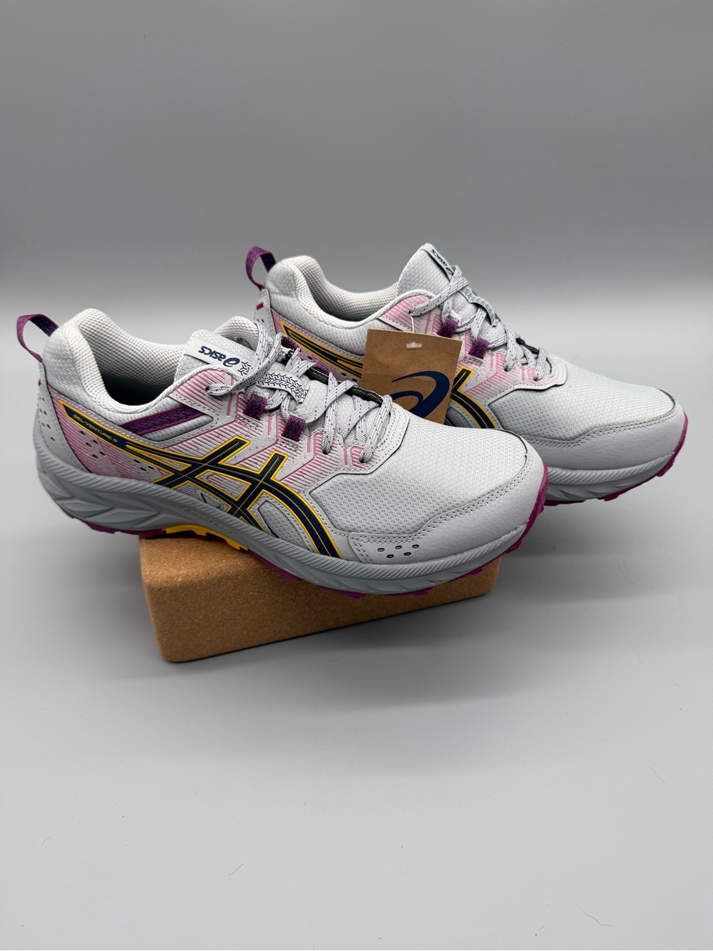 Women’s US 11 ASICS Gel Venture 9 Running Athletic Shoes